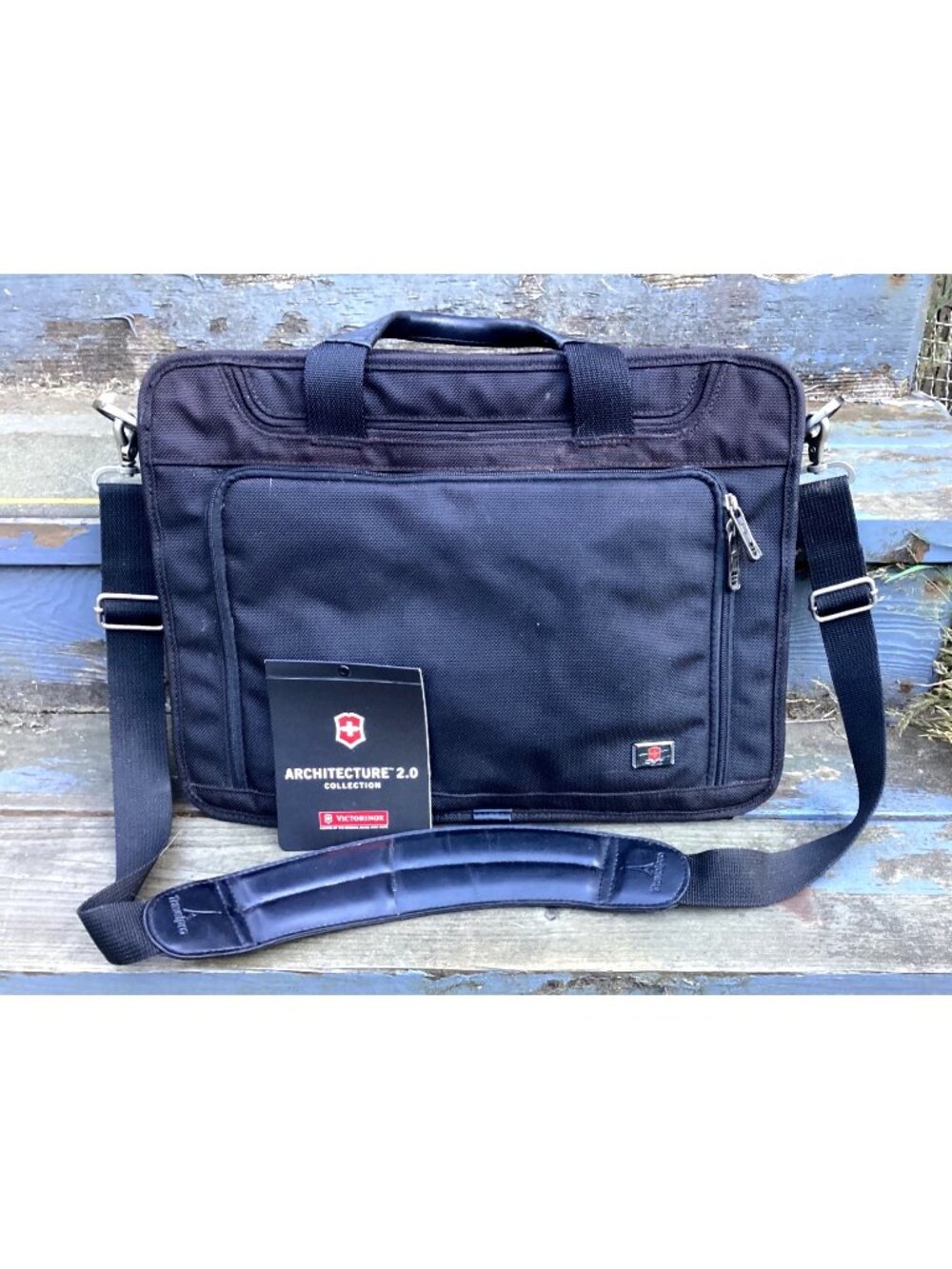 Victorinox Architecture 2.0 Wainwright Attaché Brief 16.75"x12.5"x3.25" Black